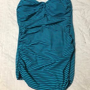 XL bathing suit